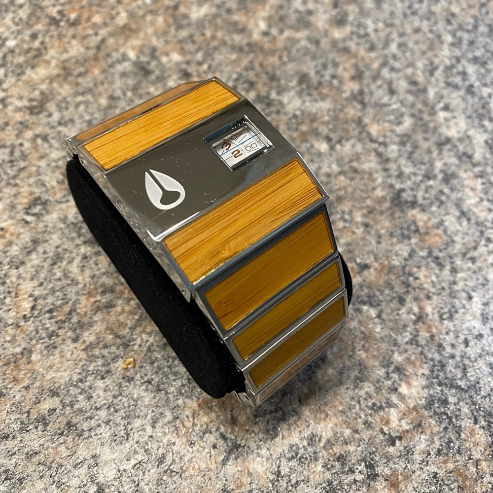 Nixon Rotolog Bamboo Mens Watch